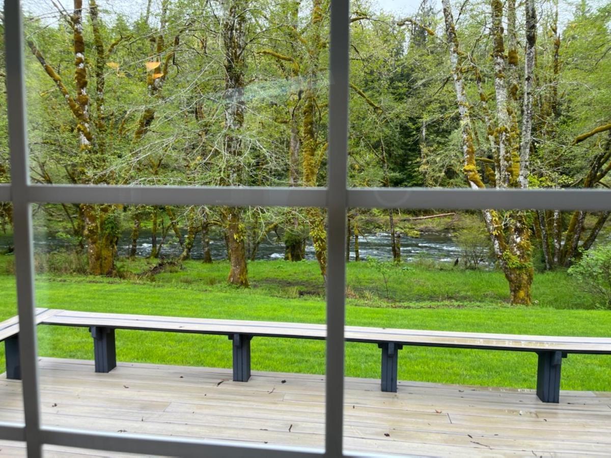 A Relaxing Getaway-A Backwoods Cabin Solduc River Beaver Екстер'єр фото