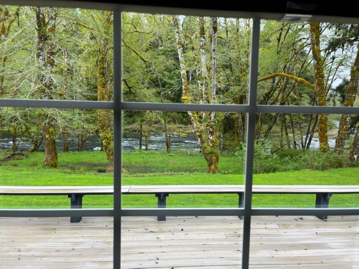 A Relaxing Getaway-A Backwoods Cabin Solduc River Beaver Екстер'єр фото